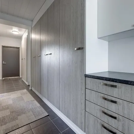 Starvillas B 202 Sisaeltaeae Loppusiivouksen *